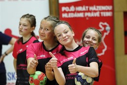 Děvčata DHC Plzeň zvítězila v Házenkářském desetiboji