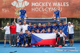 ME pozemní hokej divize II. - kluci výhra, děvčata stříbro